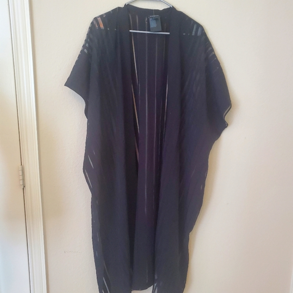 Stipped caftan black
